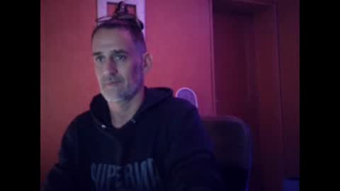 Snapshot of patricktwinslutgirl chatting on November 30, 12:25 am LiaSweetX online show from November 30, 12:25 am