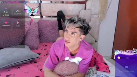 patrik online show from December 10, 2:27 am