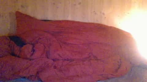 Snapshot of paueriwan chatting on December 7, 10:28 pm paueriwan online show from December 7, 10:28 pm