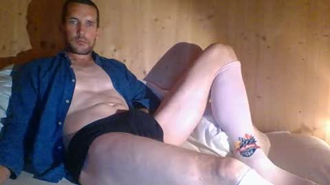 Snapshot of paueriwan chatting on September 16, 6:20 pm paueriwan online show from September 16, 6:20 pm