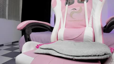 CALL ME PAULA  online show from February 19, 1:28 pm