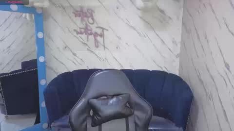 Live 800am 200pm COLOMBIAN HOUR online show from September 20, 1:01 pm