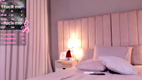 paylina monroy online show from December 6, 5:20 am