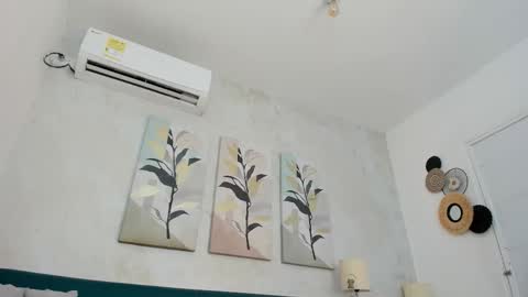 PAU  online show from October 27, 7:51 pm