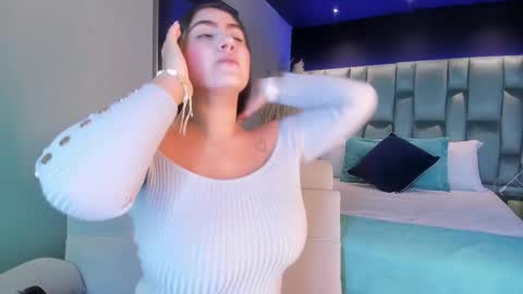 Snapshot of paulinaduarte_ chatting on February 22, 11:46 am Paulina online show from February 22, 11:46 am