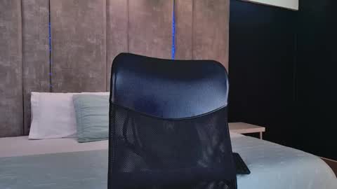 Snapshot of paulinaduarte_ chatting on November 6, 12:06 pm Paulina online show from November 6, 12:06 pm