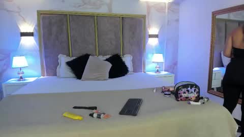 Snapshot of paulinaduarte_ chatting on November 29, 11:35 am Paulina online show from November 29, 11:35 am