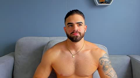 Paul Phoenix online show from December 16, 7:21 pm