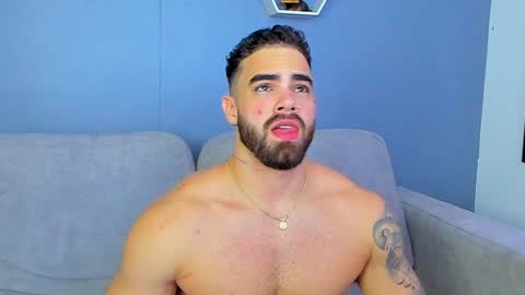 Paul Phoenix online show from December 16, 10:56 pm