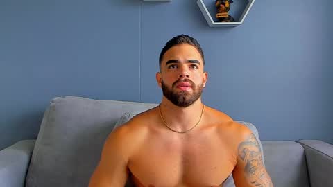 Paul Phoenix online show from February 3, 8:24 pm