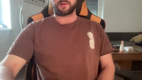 love bush online show from October 12, 7:40 am