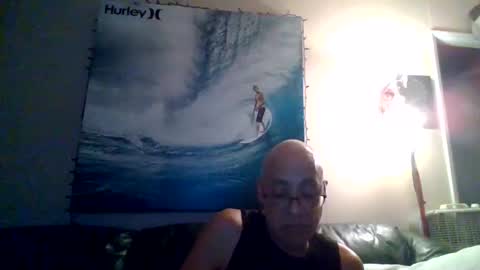 pawgkiller online show from January 8, 3:40 am