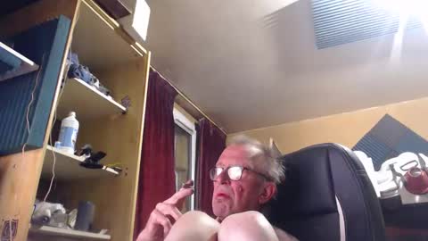 pc8474408 online show from September 24, 4:05 am