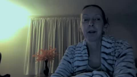 Snapshot of peacelovesexwine chatting on December 14, 5:35 am Peace online show from December 14, 5:35 am