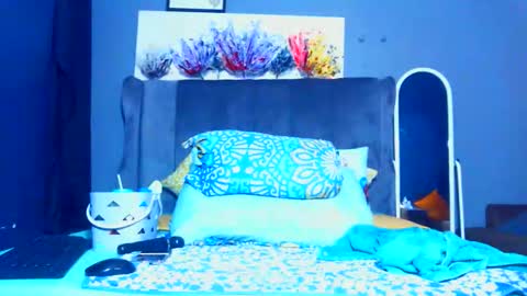 Pearl online show from September 14, 6:40 pm