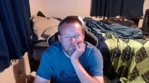 pecker40 online show from December 4, 3:37 am