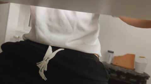 Snapshot of pedroserrano2000 chatting on October 24, 2:35 pm PedrOO OO online show from October 24, 2:35 pm