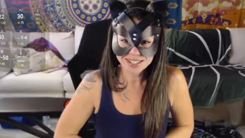 NEXT CHILL SESH  1130 930pm -ish PEEK online show from December 31, 2:29 am