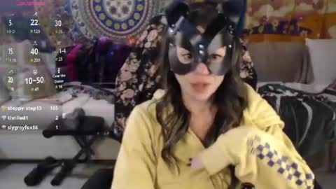 NEXT CHILL SESH  1130 930pm -ish PEEK online show from January 16, 2:51 am