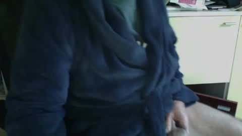 Snapshot of pegaso1000 chatting on January 2, 9:43 am pegaso1000 online show from January 2, 9:43 am