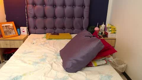 Peiton  online show from December 29, 9:41 pm