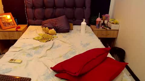 Peiton  online show from February 25, 1:09 am