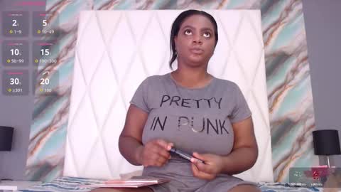 Snapshot of penelopeboobs_ chatting on September 11, 5:13 pm online show from September 11, 5:13 pm