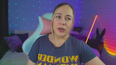 Dia  online show from March 3, 11:22 am