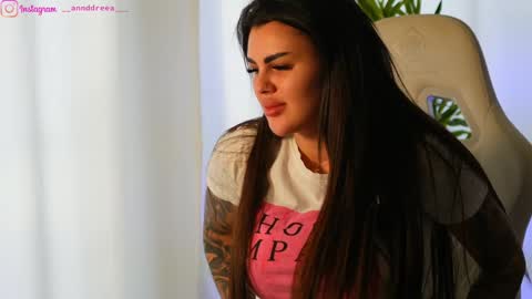 Snapshot of perfectt33n chatting on March 12, 10:48 am Dee online show from March 12, 10:48 am