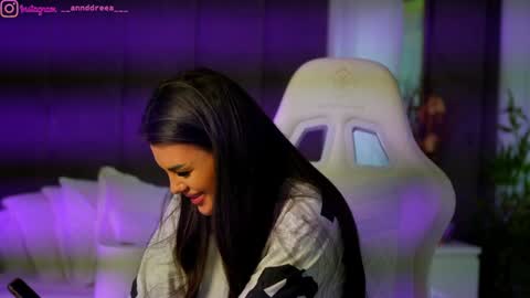 Snapshot of perfectt33n chatting on September 11, 2:17 pm Dee online show from September 11, 2:17 pm