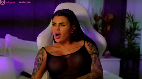 Snapshot of perfectt33n chatting on September 12, 3:23 pm Dee online show from September 12, 3:23 pm