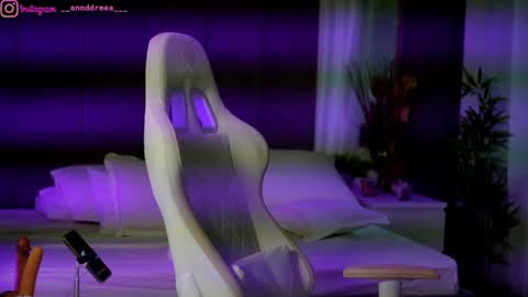 Snapshot of perfectt33n chatting on October 7, 2:14 pm Dee online show from October 7, 2:14 pm