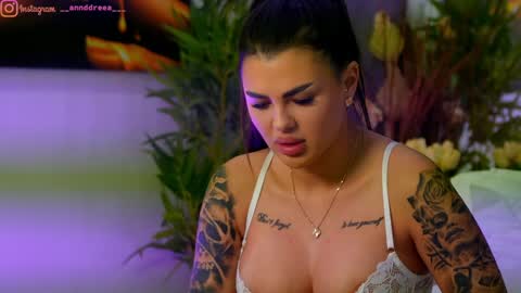 Snapshot of perfectt33n chatting on October 28, 5:15 pm Dee online show from October 28, 5:15 pm