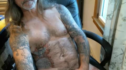 perkymalenipples online show from December 24, 9:44 pm