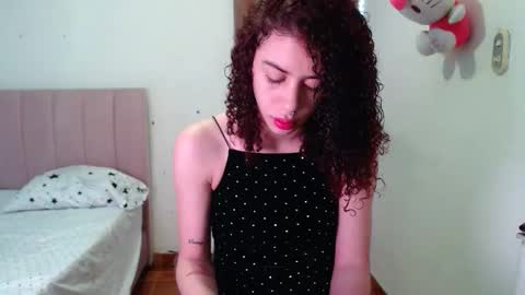 perlaweb_09 online show from November 14, 8:18 pm