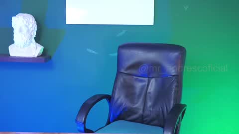 andres    online show from December 17, 3:06 pm