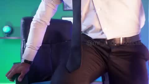 andres    online show from February 1, 5:47 pm