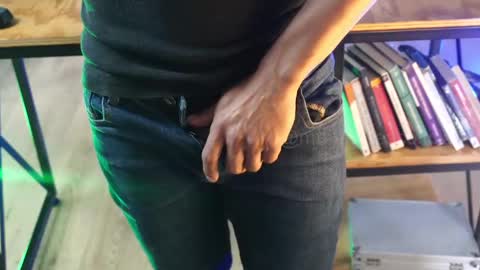 andres    online show from February 17, 5:21 pm