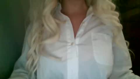 persephone12234 online show from November 17, 6:57 pm