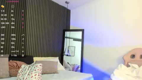 Lizza online show from September 19, 11:44 am