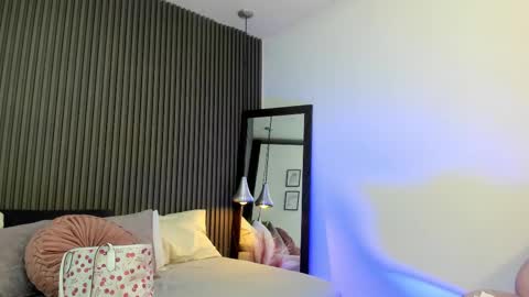 Lizza online show from October 3, 11:40 am