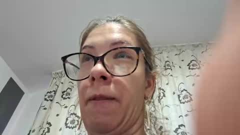 Lisa -  online show from January 20, 2:46 pm