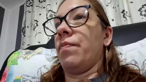 Lisa -  online show from February 5, 1:54 pm