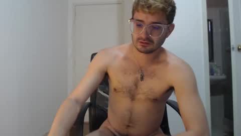 Snapshot of peter_x_annaud chatting on January 13, 2:53 pm FELIPE online show from January 13, 2:53 pm