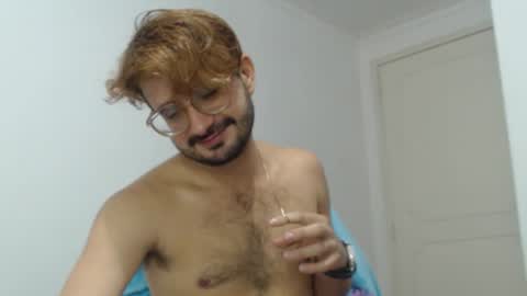 Snapshot of peter_x_annaud chatting on September 21, 2:35 am FELIPE online show from September 21, 2:35 am