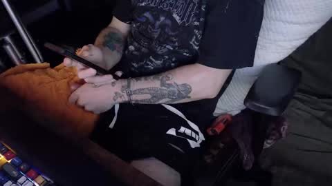 Snapshot of peterbeater2 chatting on November 23, 2:39 pm peterbeater2 online show from November 23, 2:39 pm