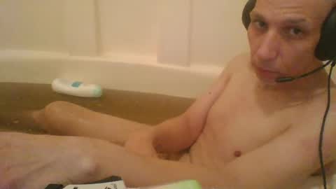 Snapshot of petes907 chatting on December 6, 10:38 am 9072523824 online show from December 6, 10:38 am