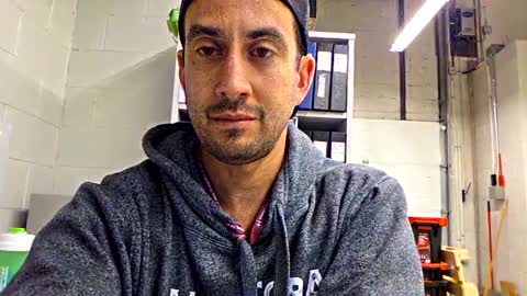 peteypete204 online show from February 17, 9:19 pm