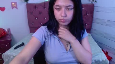 petite online show from November 24, 10:37 am