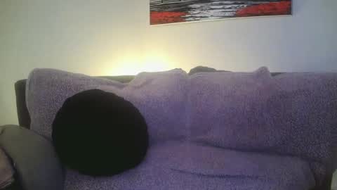 Snapshot of petite_treat_ chatting on January 11, 10:08 am petite treat online show from January 11, 10:08 am